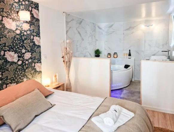 Majord'Home Spa 4*-L'Elegance-Balneo Vieille Ville Annecy Exteriör bild
